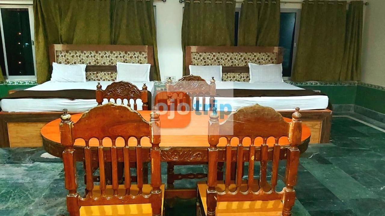Hotel Well Inn Purî Extérieur photo